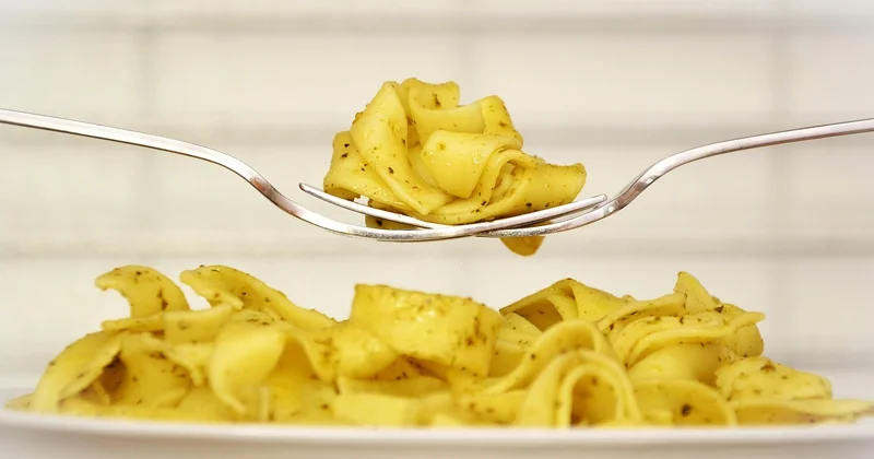 Gagner du temps : l'AirFryer et la cuisson au four sans précuisson